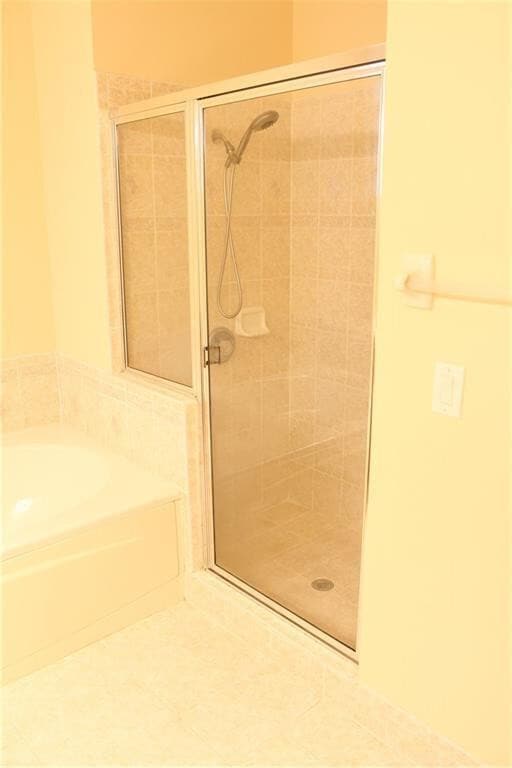 Building Photo - 10670 Old Hammock Wy