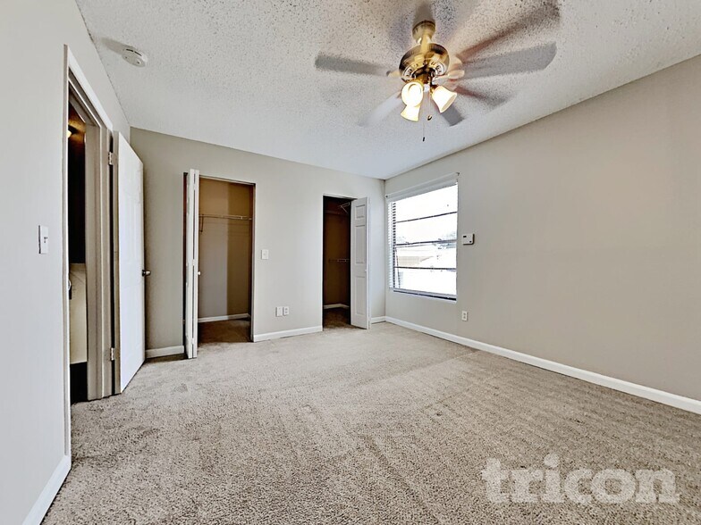 Building Photo - 5008 Dollarway Ct