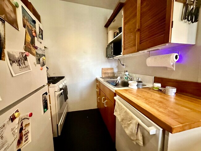 Building Photo - 540 Massachusetts Ave