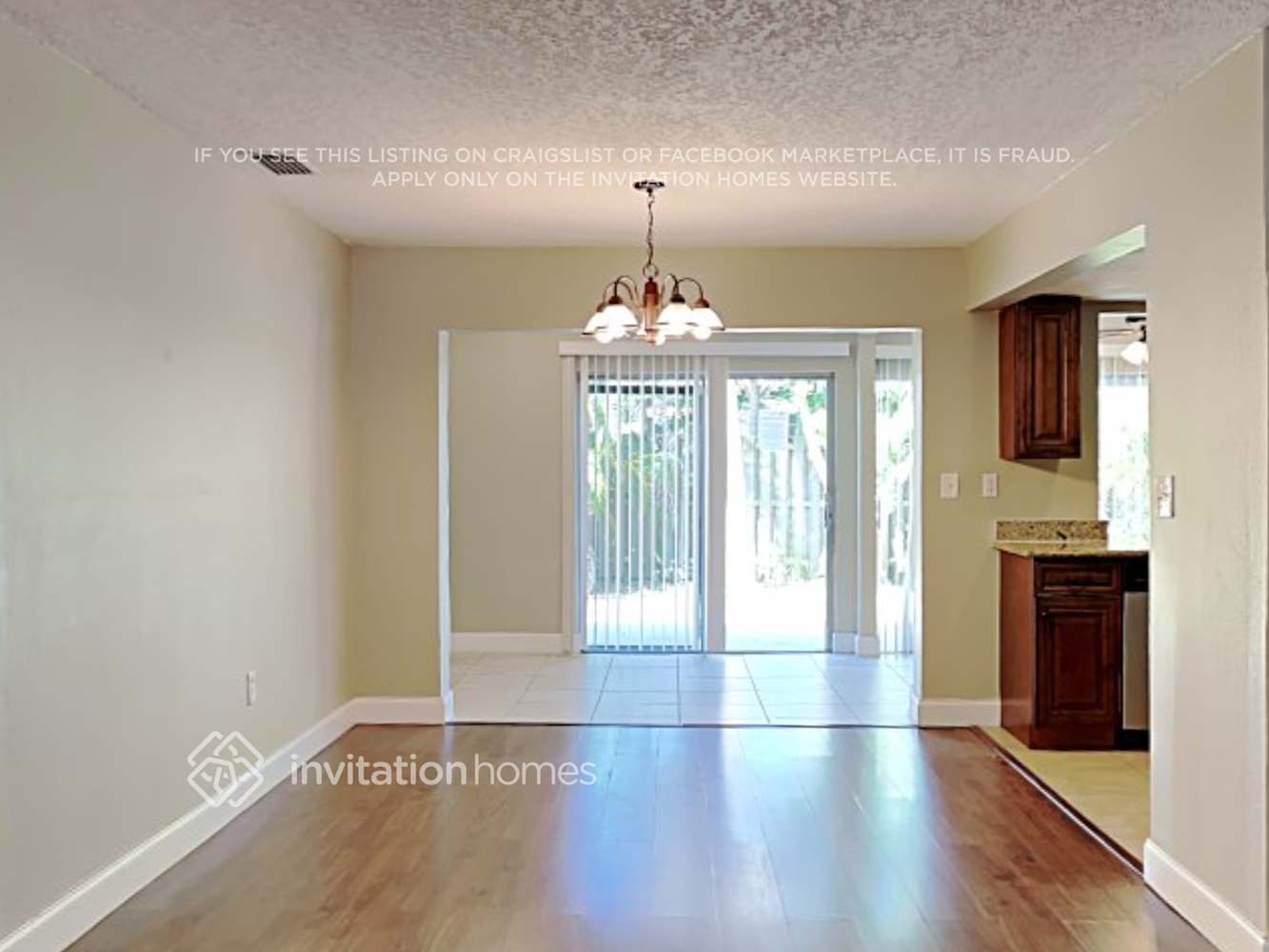 Building Photo - 8841 NW 21st Manor