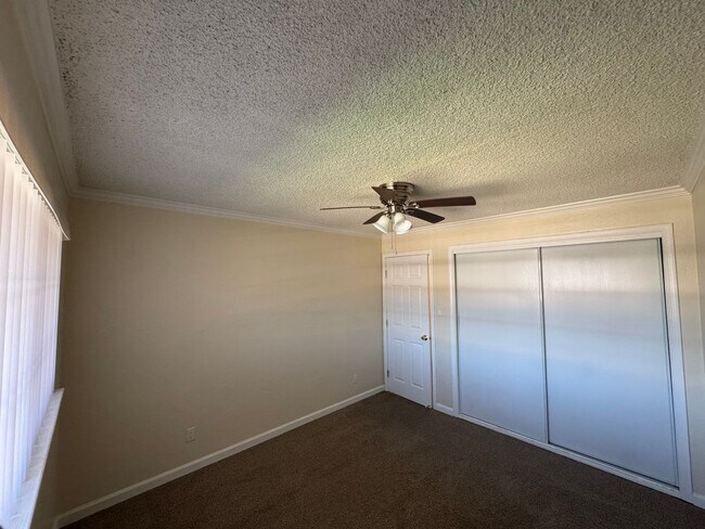 Building Photo - Welcome to SkyView Villa & Somerset Apartm...