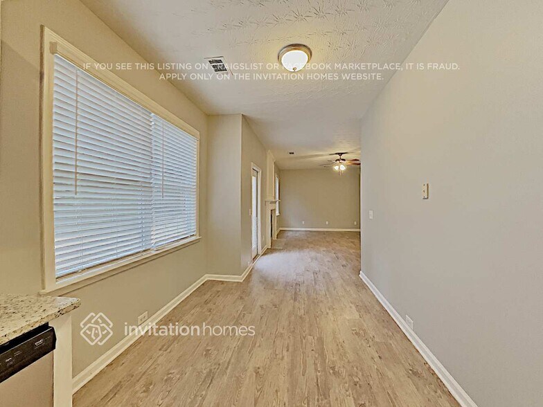 Building Photo - 2900 Lighthouse Way