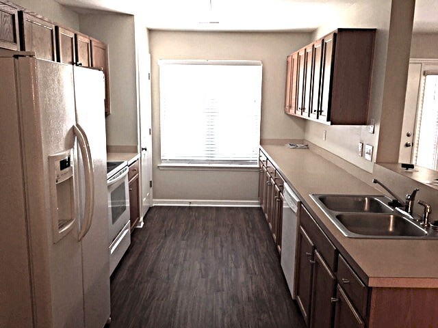 Building Photo - 4809 Wheatfield Dr