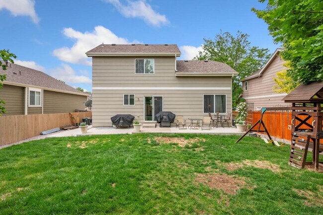 Building Photo - 2109 Blue Wing Dr