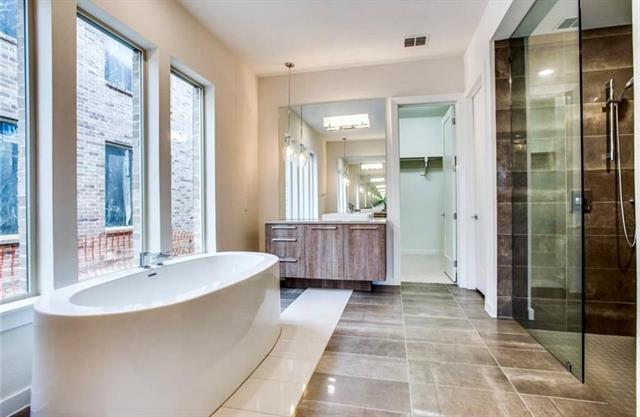 Building Photo - 4031 Heatherton Dr