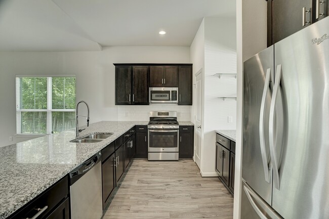 Building Photo - 3413 Omega St