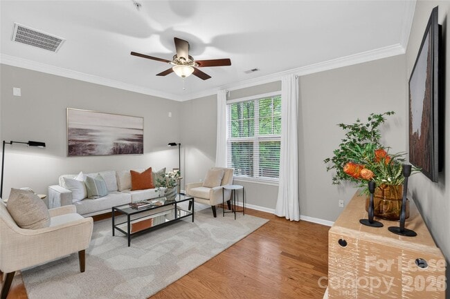 Building Photo - 1508 Walnut View Dr