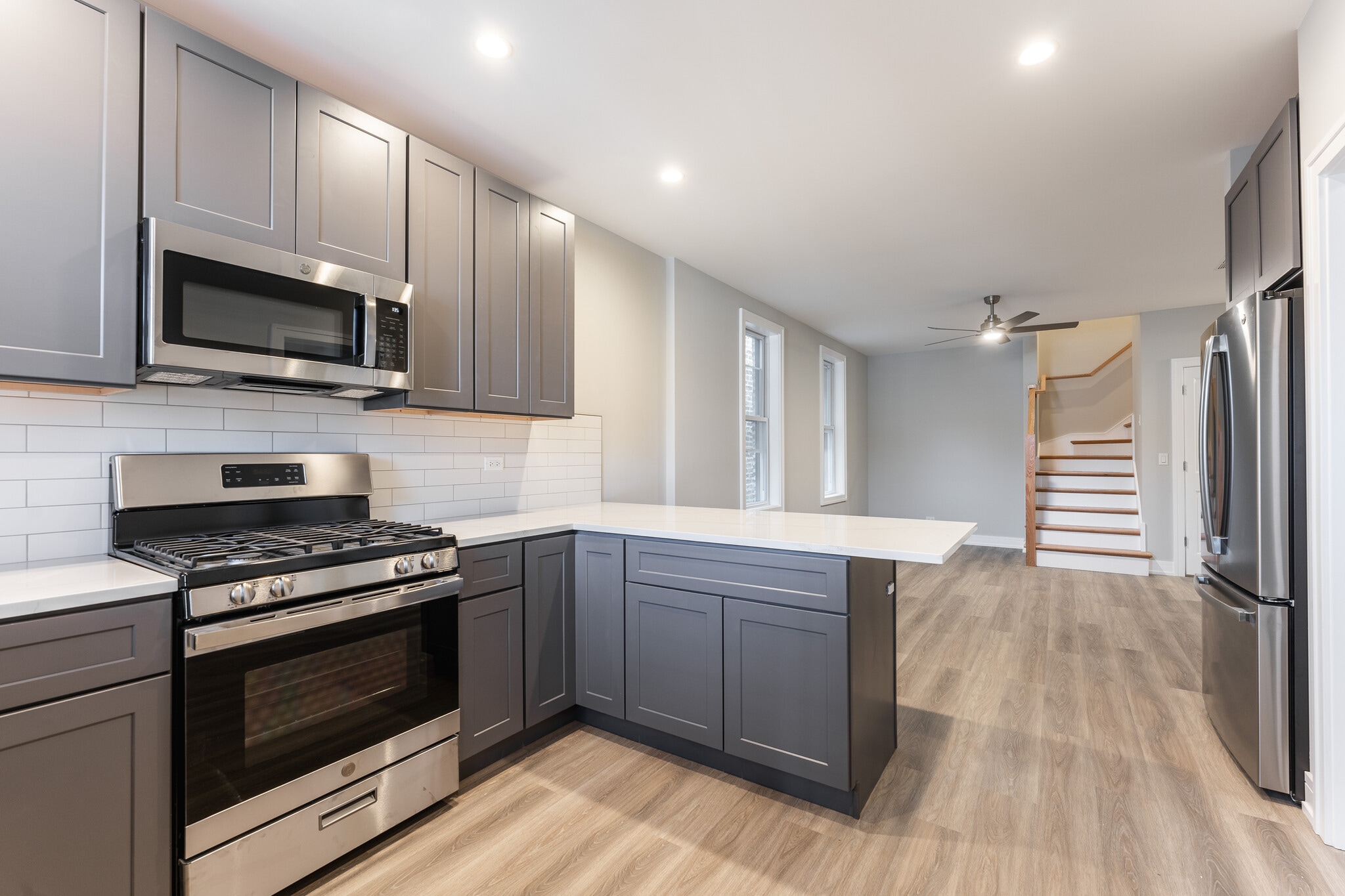 Building Photo - 1725 N Honore St