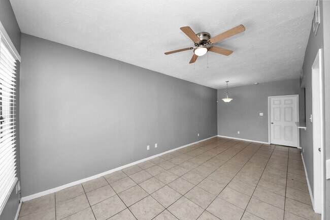 Building Photo - 8126 Jutland Rd