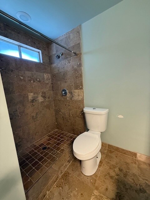 Building Photo - 8425 E Bonita Dr