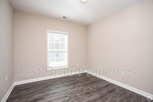 Building Photo - 4496 Wilford Ln