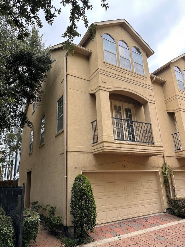Building Photo - 1612 Colorado St
