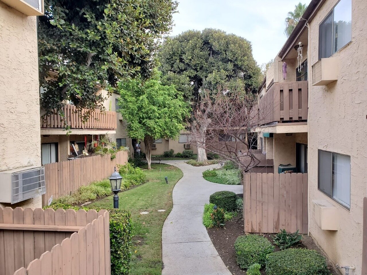 Building Photo - 17900 Sherman Way