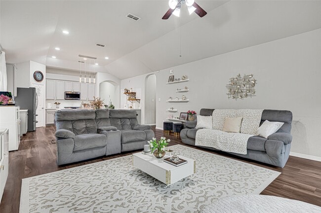 Building Photo - 5522 Little Creek Ct
