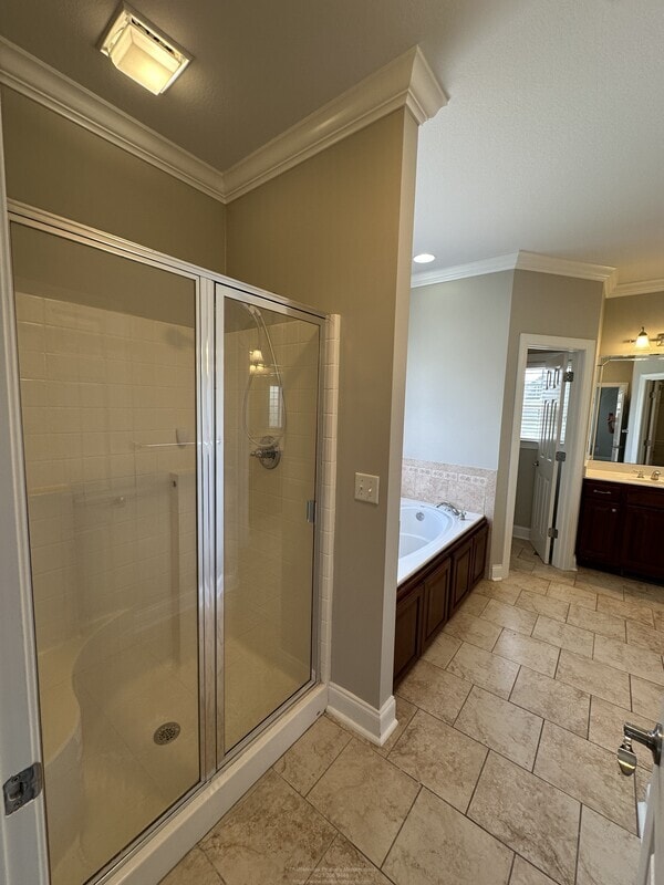 Building Photo - 5511 Ginkgo Rd