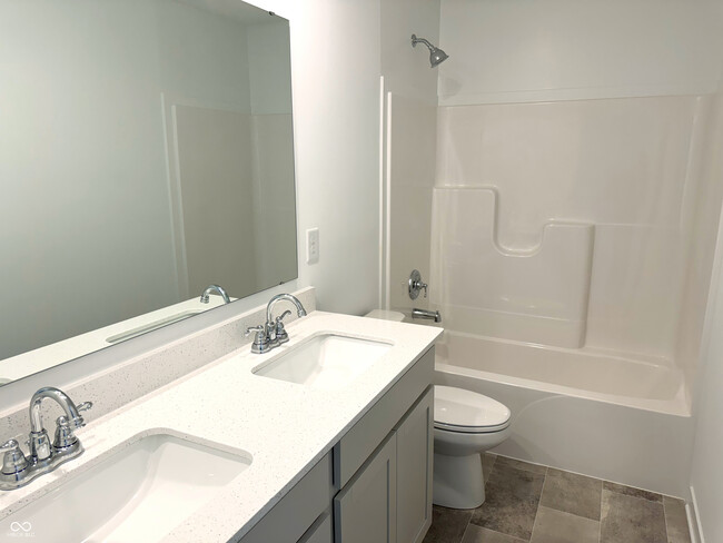 Building Photo - 769 Felix Dr