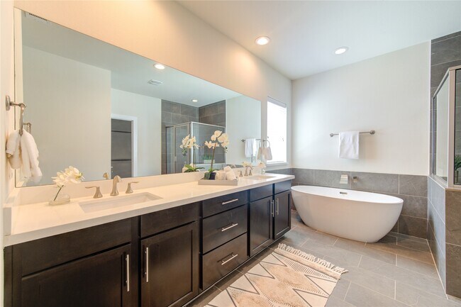 Building Photo - 8803 Hollister Pine Ct
