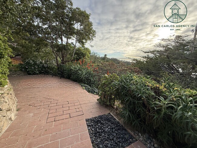 Building Photo - Two Bedroom Carmel Highlands Enclave with Ocean Views