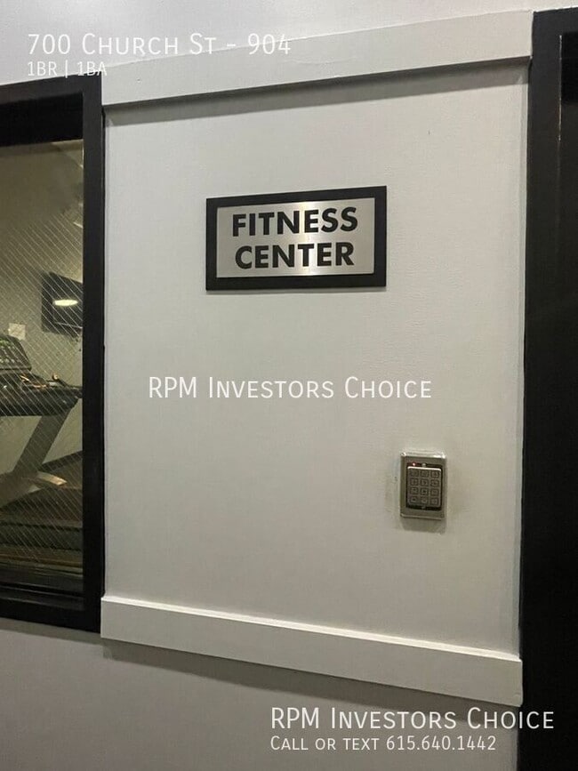 Building Photo - 700 Church St