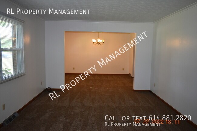 Building Photo - WAIVED APPLICATION FEE(S) AND 1 MONTH FREE...