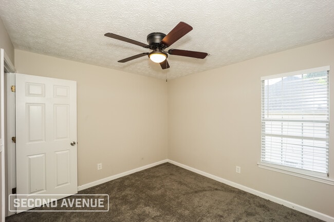 Building Photo - 4223 Reeshemah St