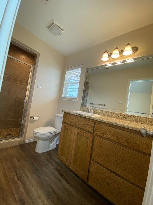 Building Photo - 5002 Scarlet Oak Dr