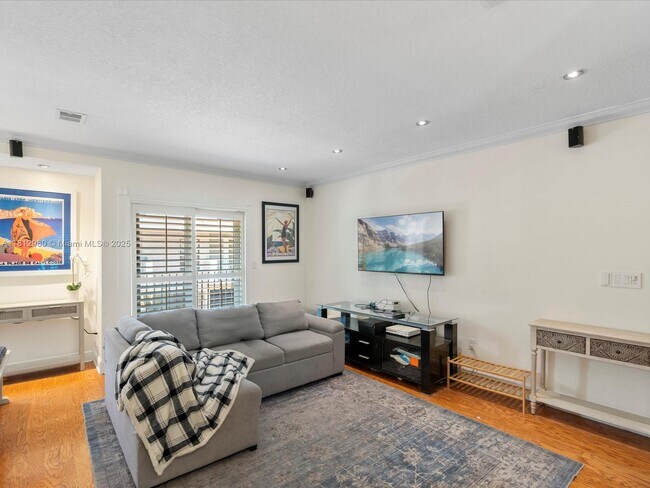 Building Photo - 3097 Bird Ave