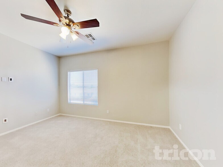 Building Photo - 30493 N Bareback Trail