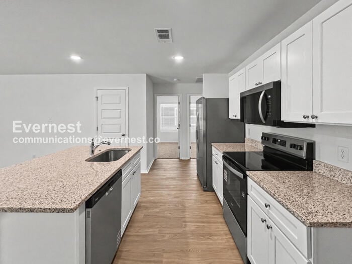 Building Photo - 440 Moonlight Cove