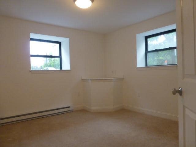 Building Photo - 457 Centre St