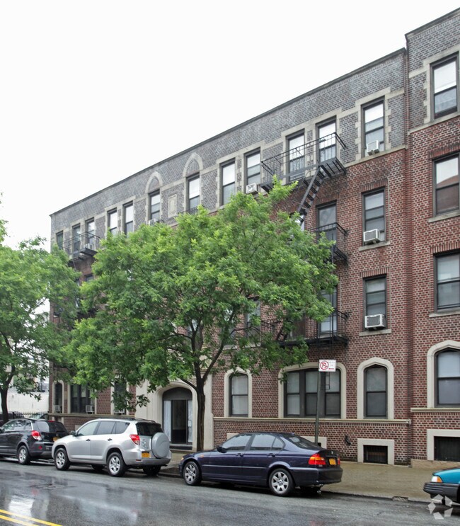 Colonial Court 360 Bay Ridge Pky Brooklyn NY 11209 Apartment Finder