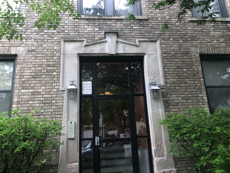 Building Photo - 7 Laidlaw Ave