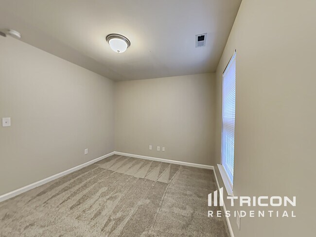 Building Photo - 2481 Acadia Ct