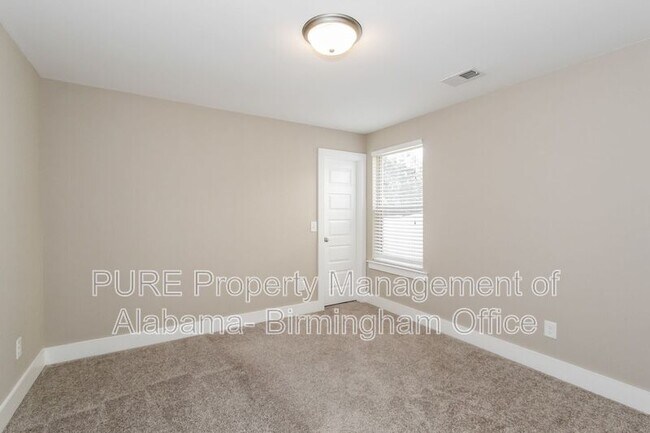 Building Photo - 5561 Park Side Rd