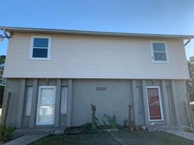 Building Photo - 2138 19th Ave SW