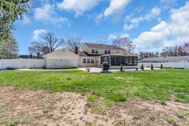 Building Photo - 22 Collingwood Rd