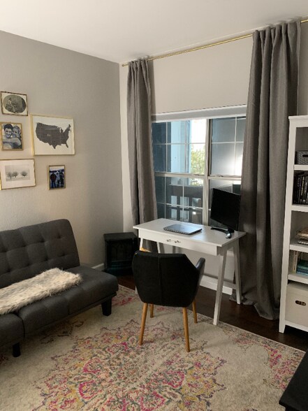 Building Photo - 7469 Spy Glass Ct