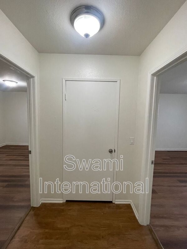 Building Photo - 345 Stepney St