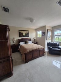 Building Photo - 14978 SW 12th Ln