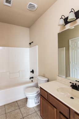 Building Photo - 1405 Piedmont Dr