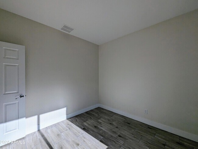 Building Photo - 15432 W Tasha Cir