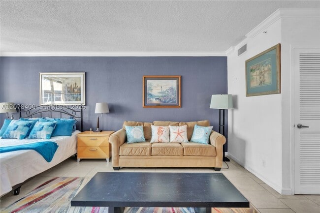Building Photo - 2501 S Ocean Dr
