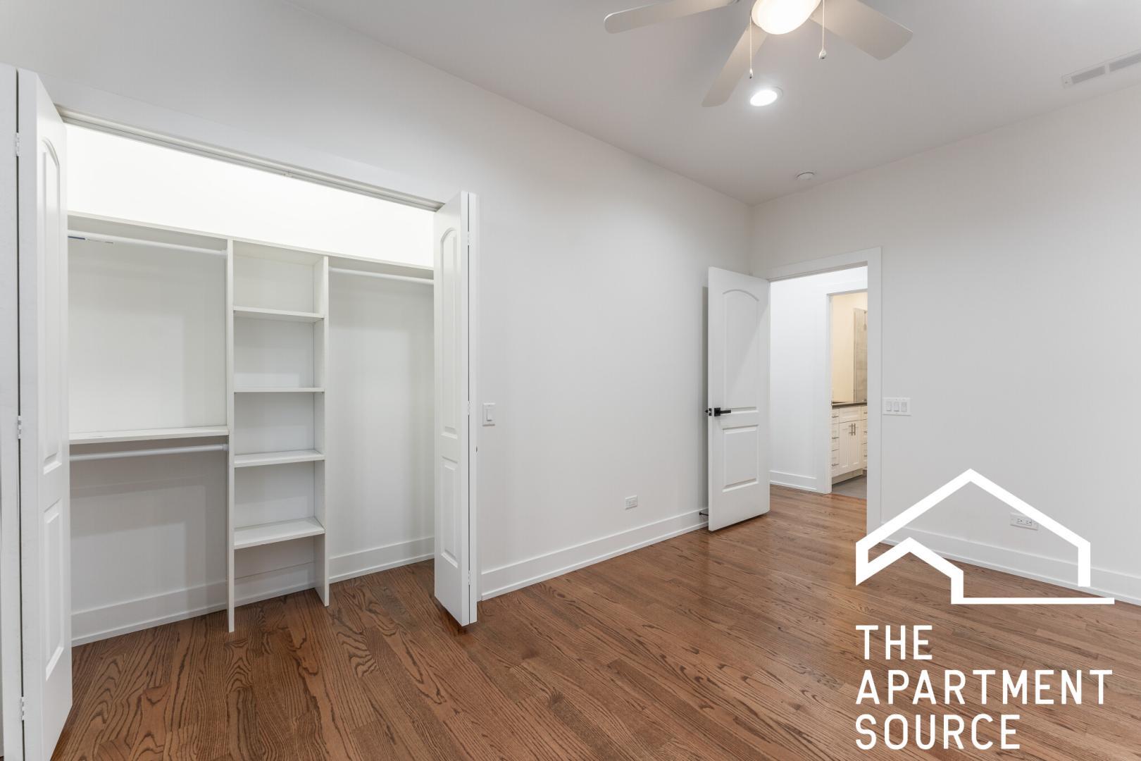 Building Photo - 3329 N Avers Ave