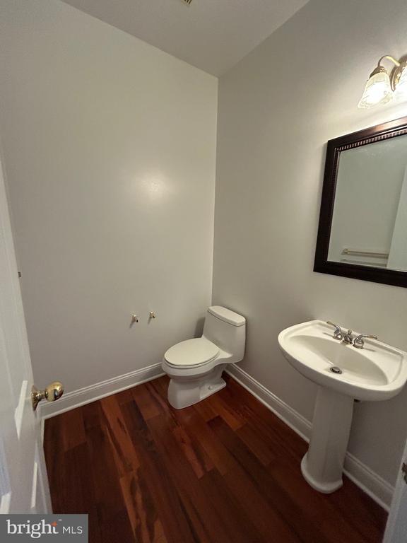 Building Photo - 46728 Hollow Mountain Pl