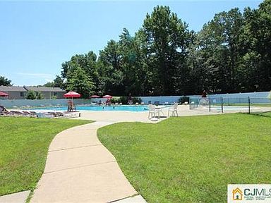 Swimming Pool - 13 Foxtail Ln