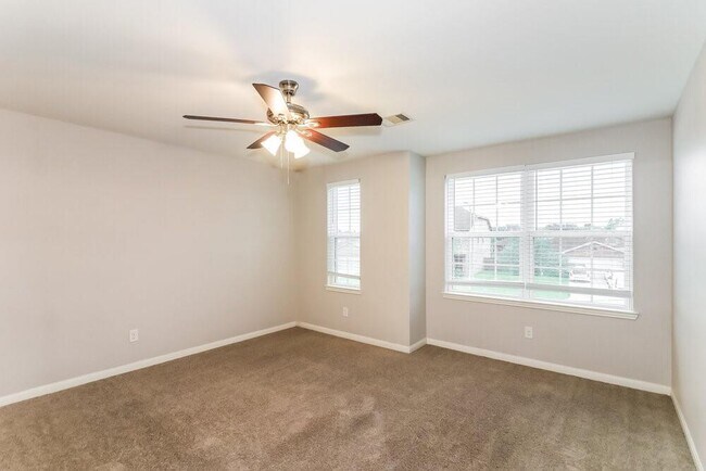 Building Photo - 12074 Fairquarter Ln