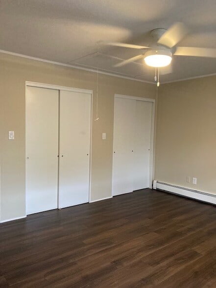 Building Photo - 19 Conger Ave