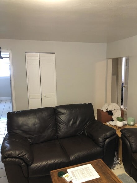 Building Photo - 67 Chiswick Rd