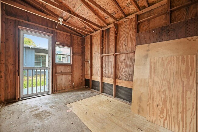 Building Photo - 4409 Wendell St