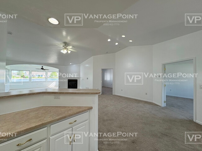 Building Photo - 1684 Twin Lakes Cir
